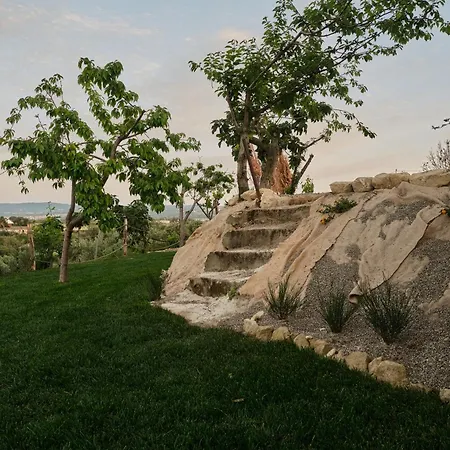 Jatu Retreat San Costantino