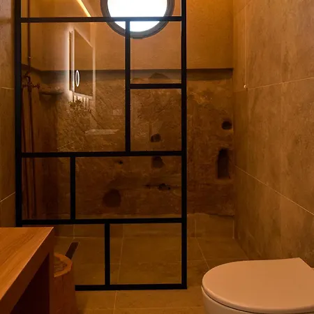 Jatu Retreat San Costantino