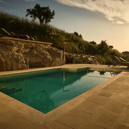 Jatu Retreat Villa *