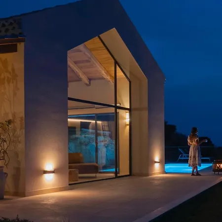 Jatu Retreat 别墅 San Costantino