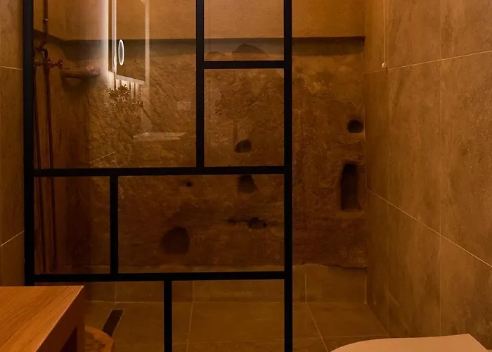 Jatu Retreat San Costantino