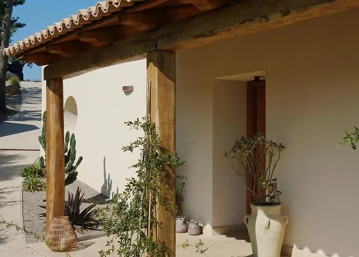 Villa Jatu Retreat *