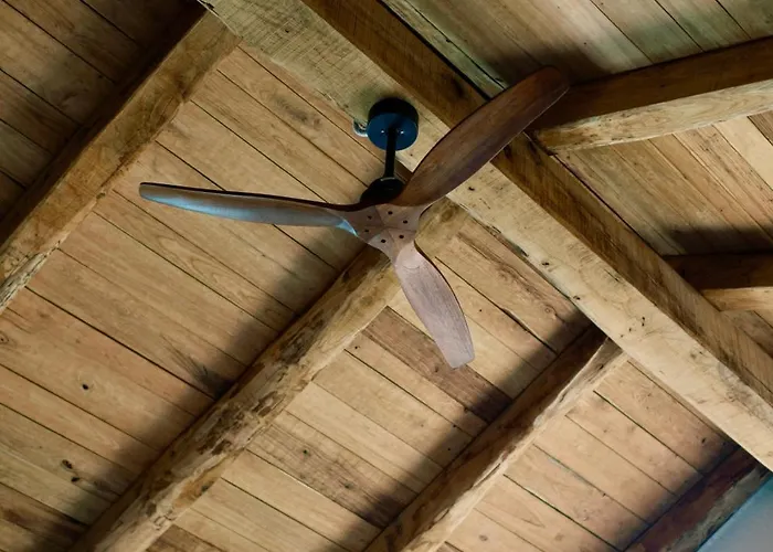 Jatu Retreat Villa San Costantino