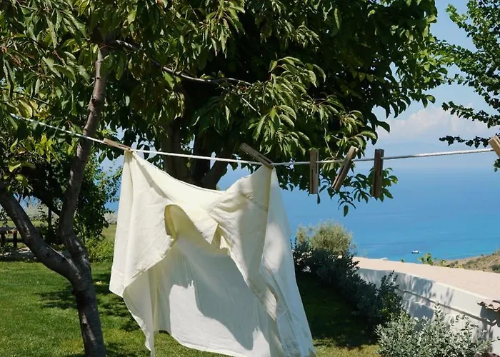 Jatu Retreat Villa *