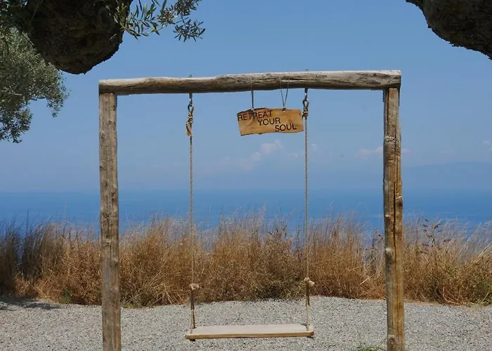 Villa Jatu Retreat San Costantino