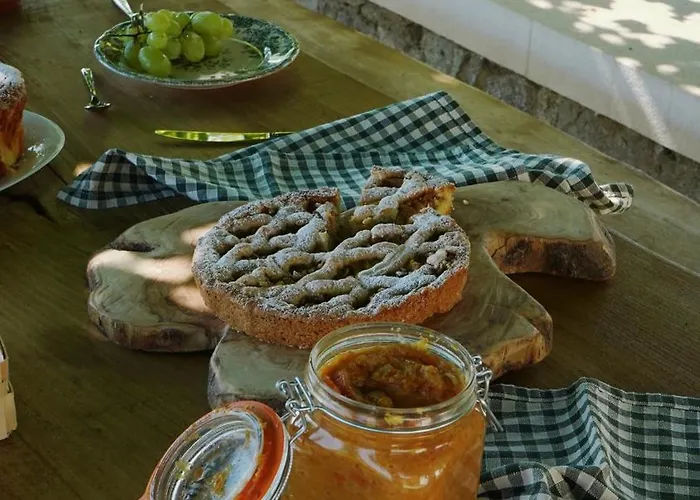 Jatu Retreat * San Costantino