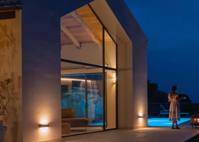 Jatu Retreat Villa San Costantino