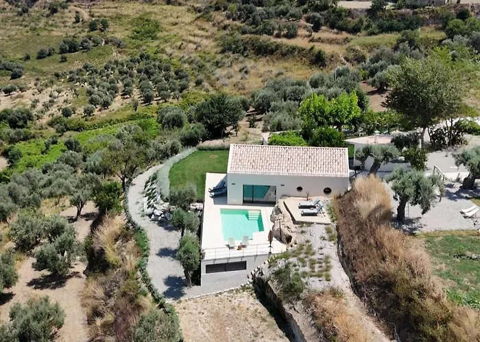 Villa Jatu Retreat *